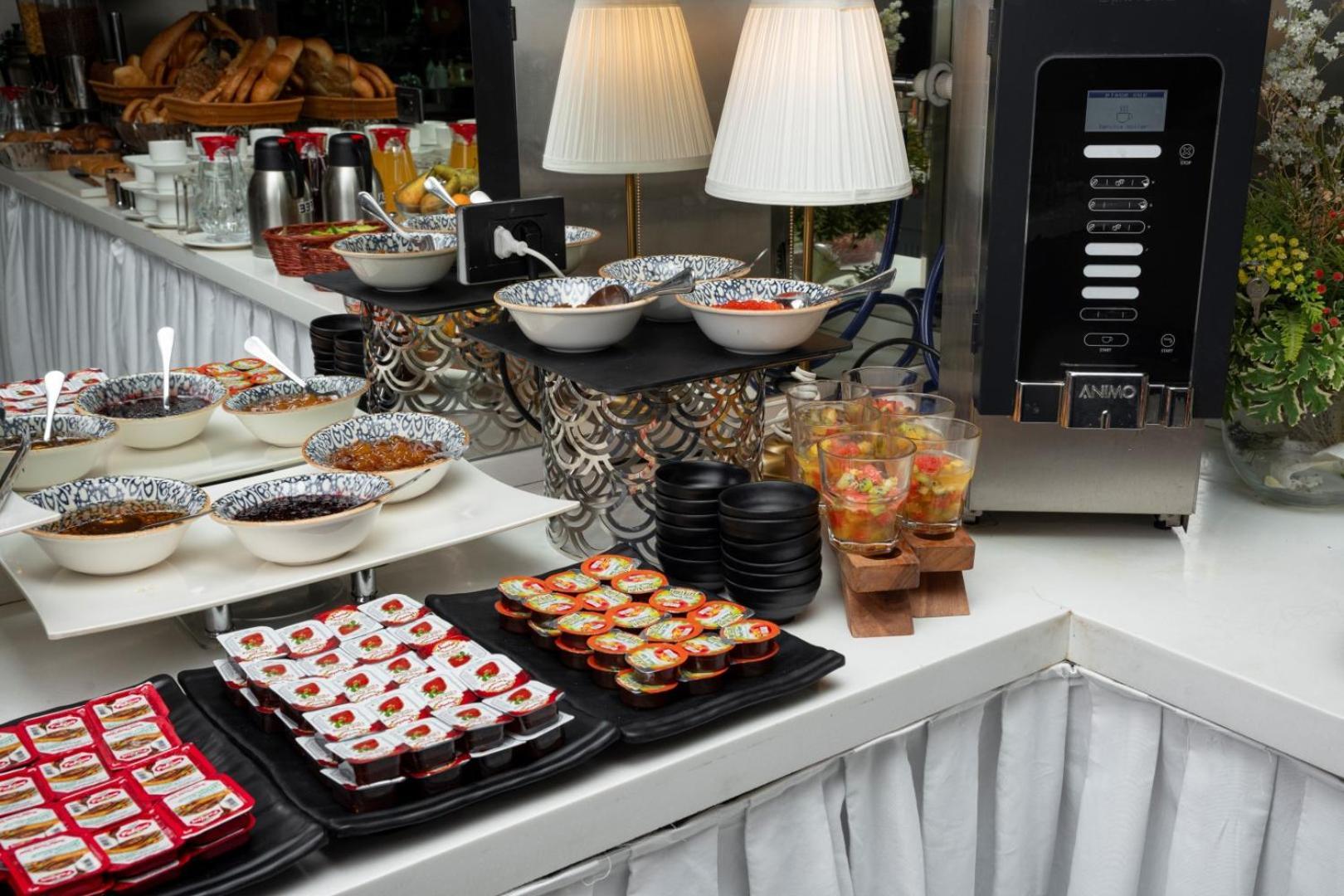 Port Rivoli Hotel Baku Ngoại thất bức ảnh