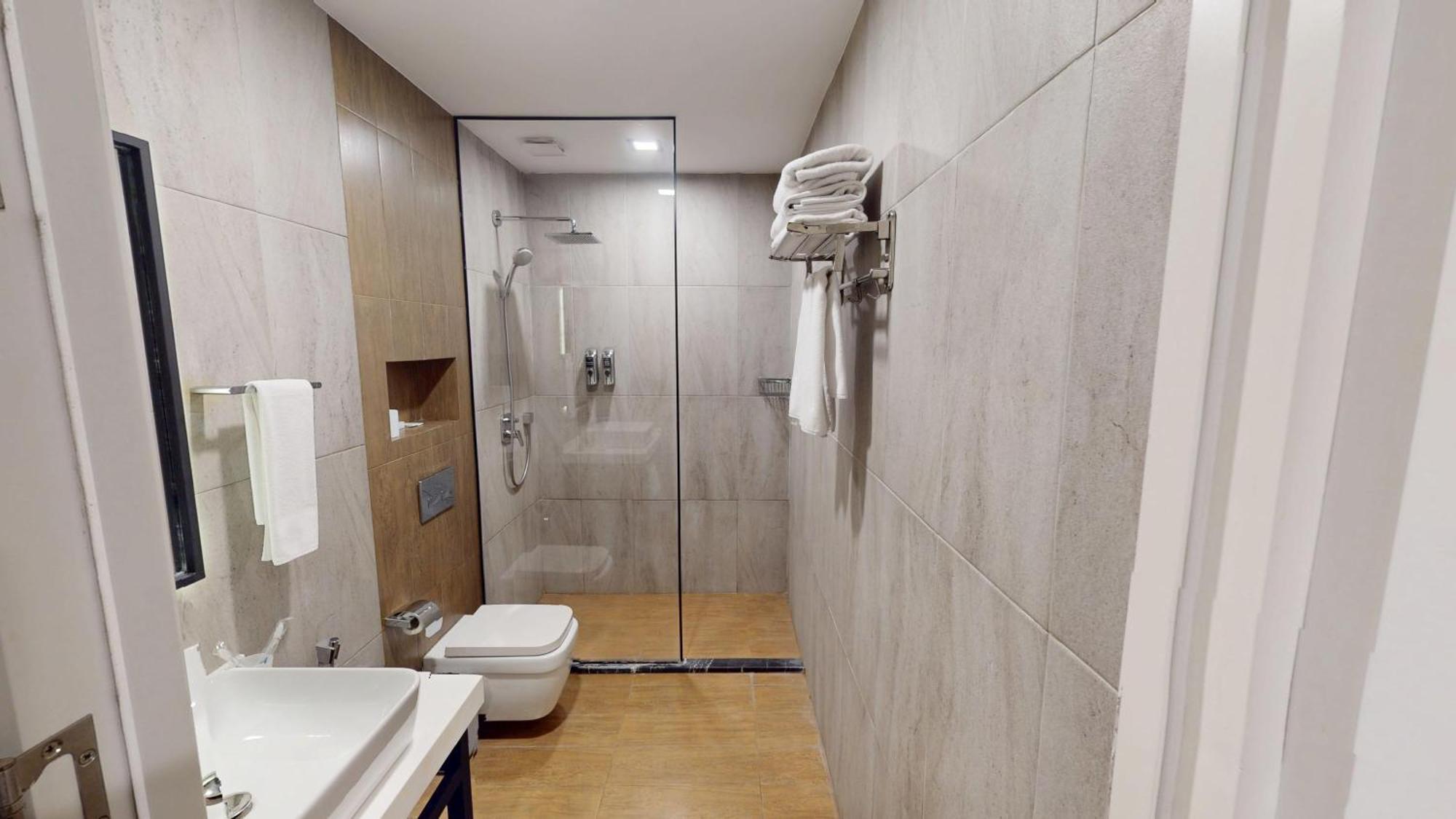 Port Rivoli Hotel Baku Phòng bức ảnh